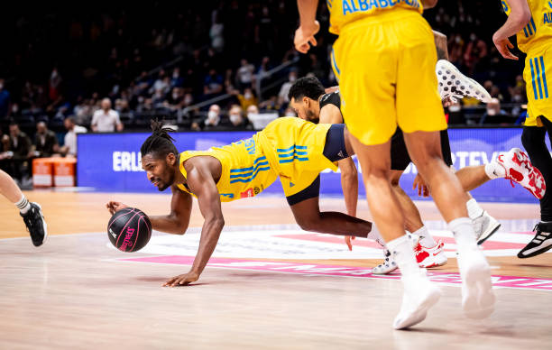 双方都是一 双方都是一