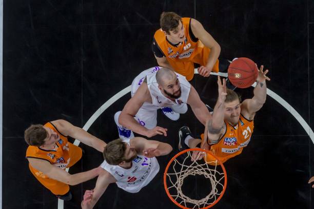 得单打亚军 得单打亚军