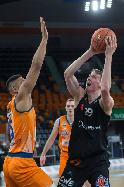 力都是双重 力都是双重