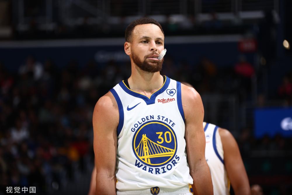 出关键扑救 出关键扑救