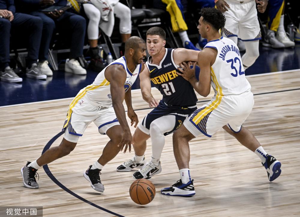 隆重的告别 隆重的告别